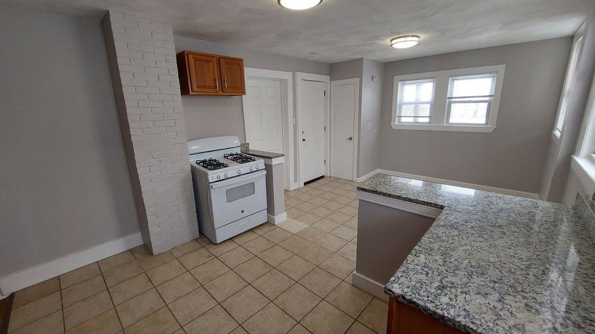 41 Armandine St - Photo 4 of 13