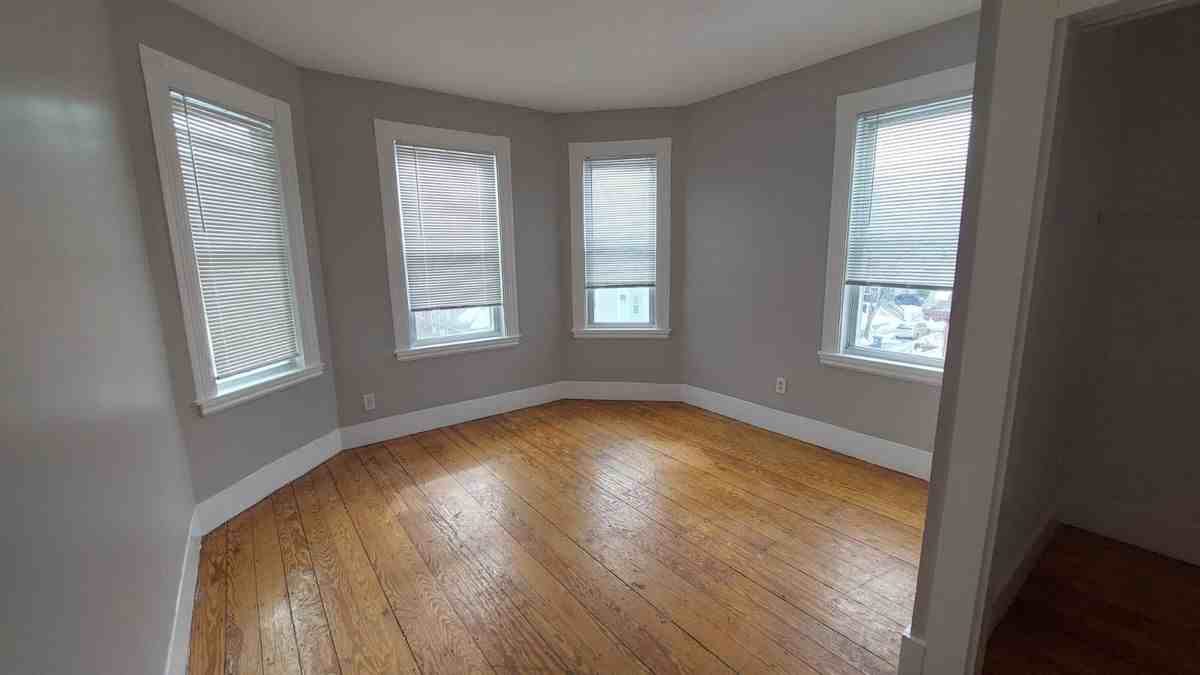 41 Armandine St - Photo 6 of 13