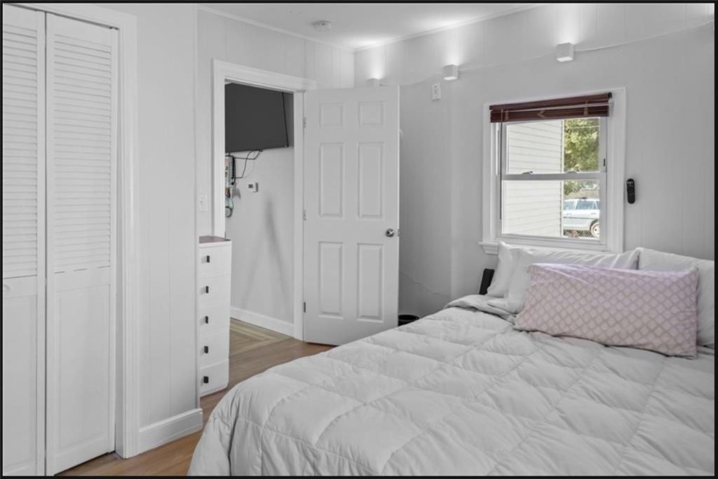 68 Wood St ##1b - Photo 6 of 10