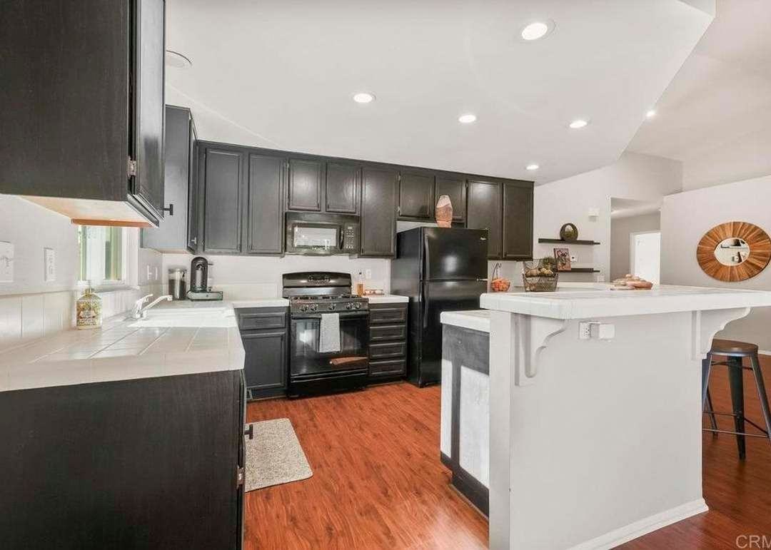 841 Viking Ln - Photo 2 of 20