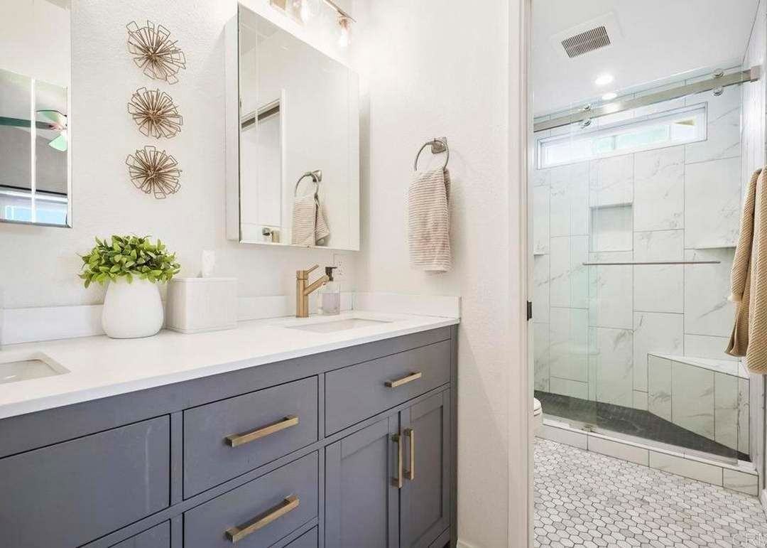 841 Viking Ln - Photo 4 of 20