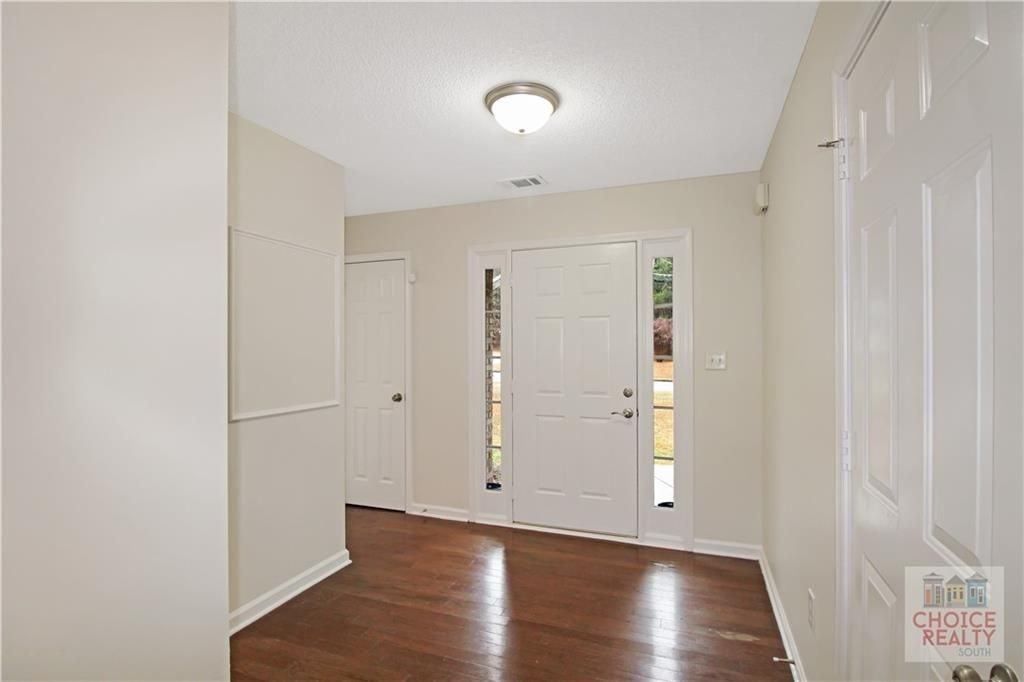 4810 Brookwood Pl - Photo 2 of 25