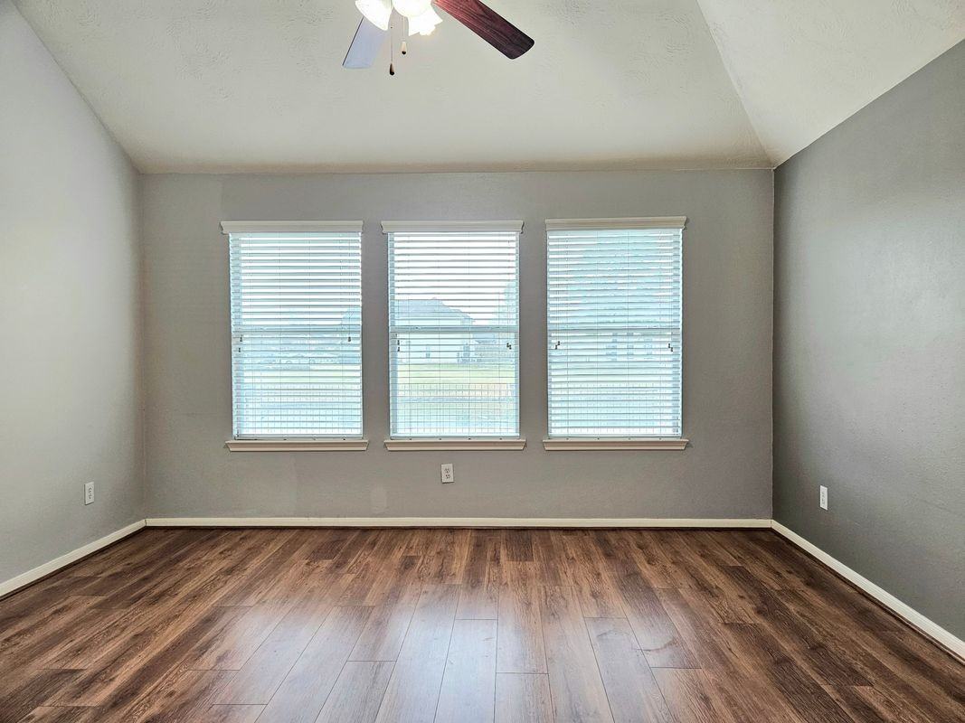 8827 Eastheimer St - Photo 2 of 7