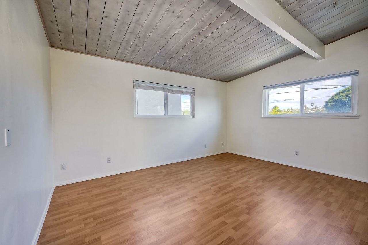 355 Neptune Ave #A - Photo 3 of 23