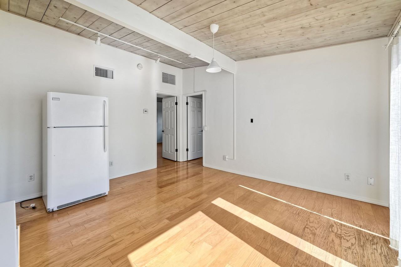 355 Neptune Ave #A - Photo 5 of 23