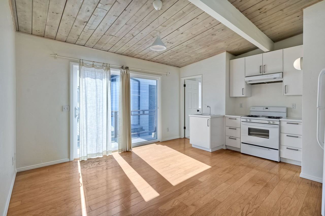 355 Neptune Ave #A - Photo 6 of 23