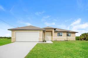 featured image of 421 Pickford Ave