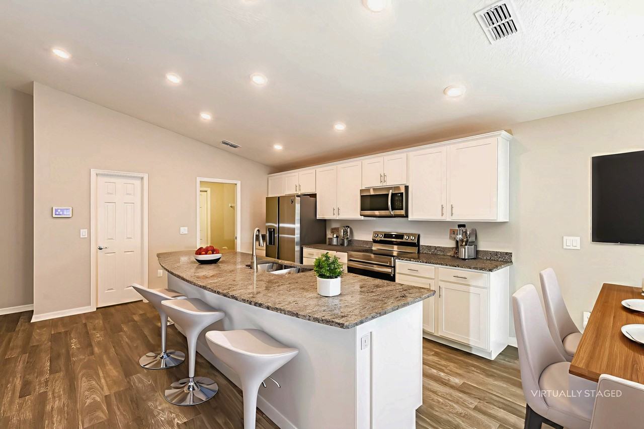 1221 1221 Third Ct - Photo 3 of 15