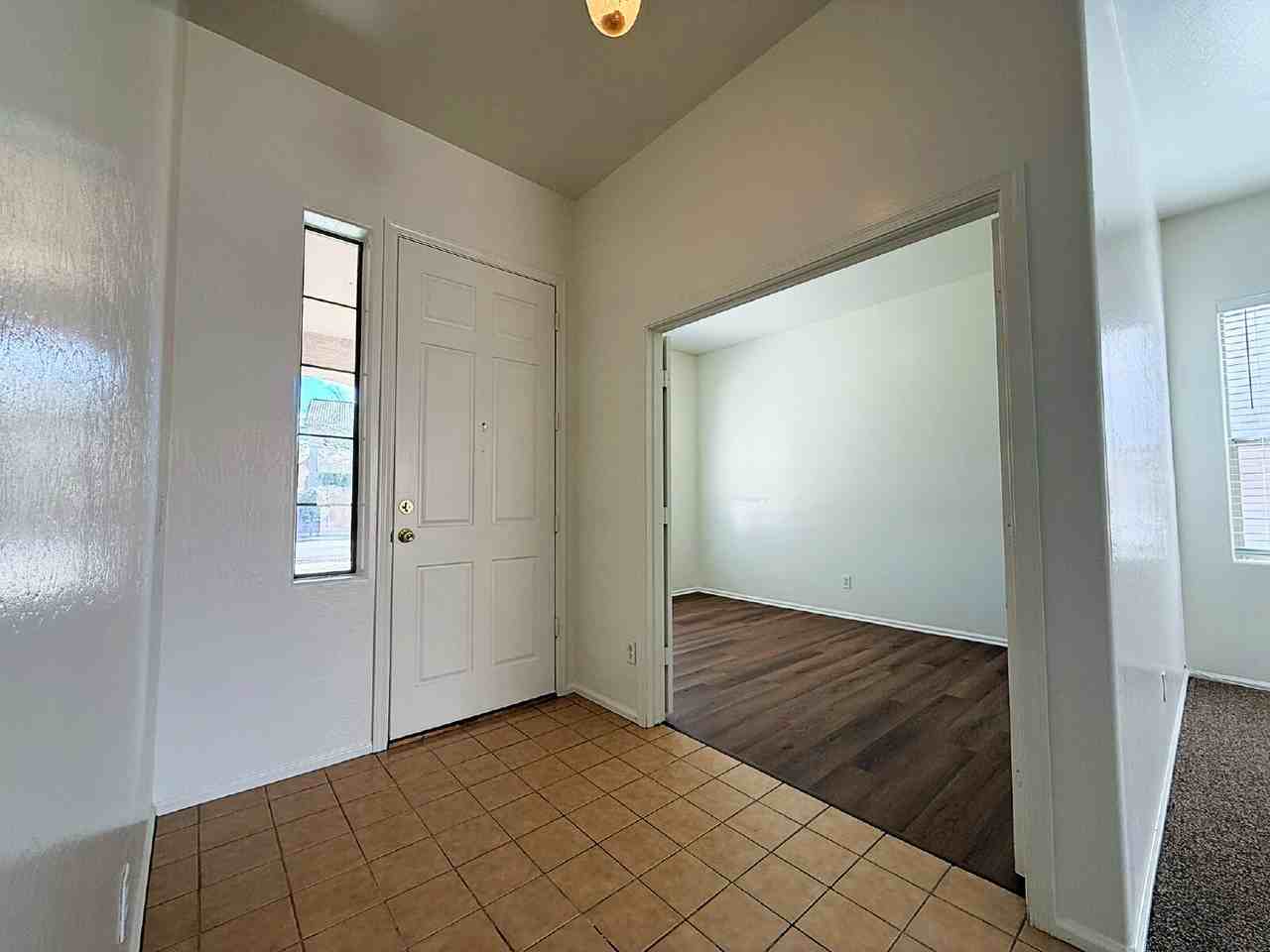 17222 W Pima St - Photo 4 of 32