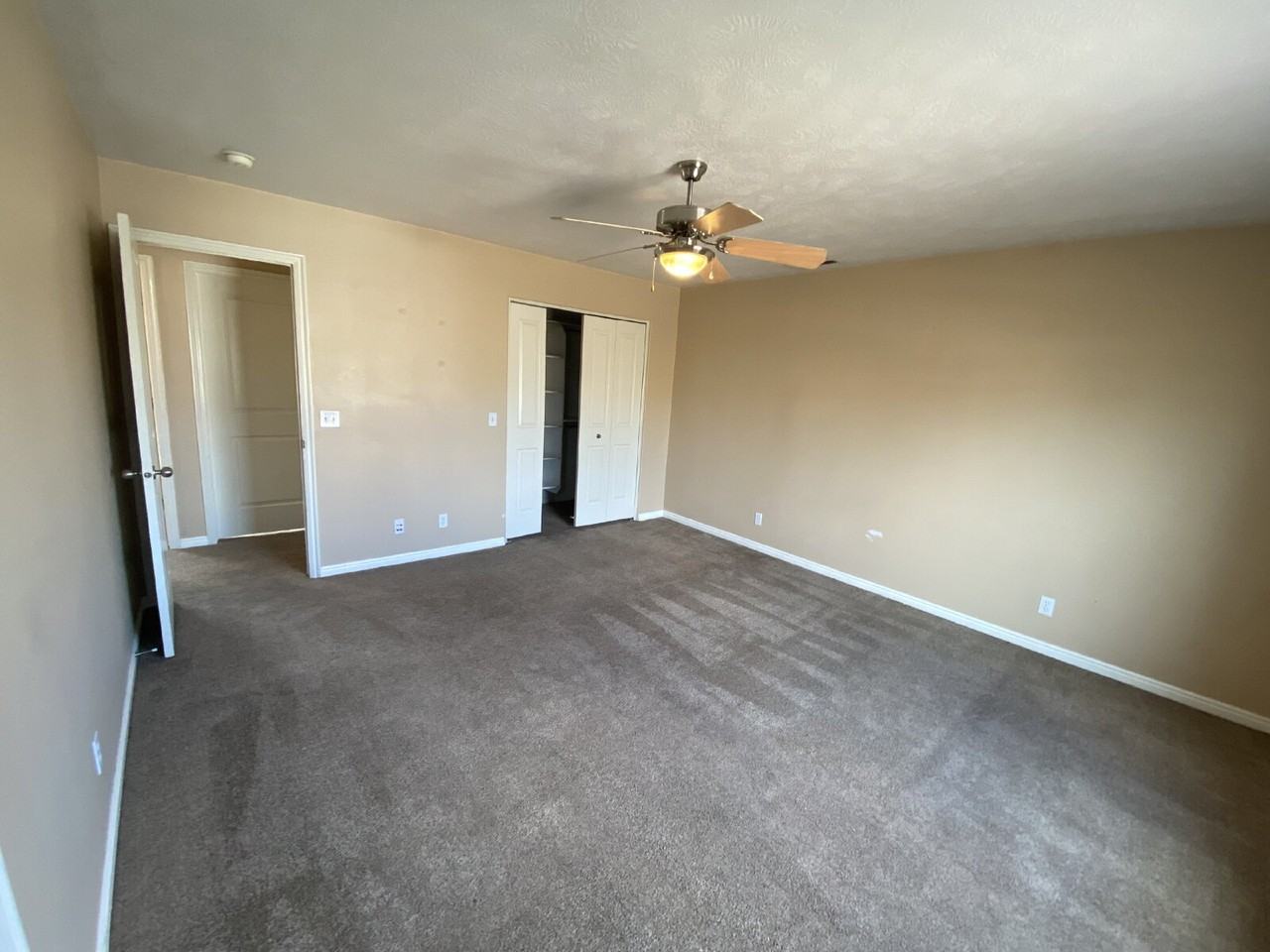 2930 E 450 N Unit F30 - Photo 3 of 14