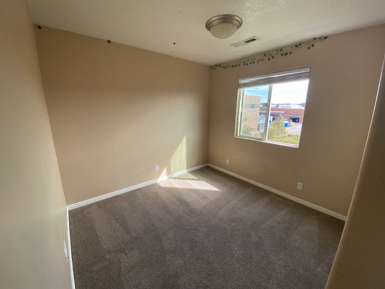 2930 E 450 N Unit F30 - Photo 4 of 14