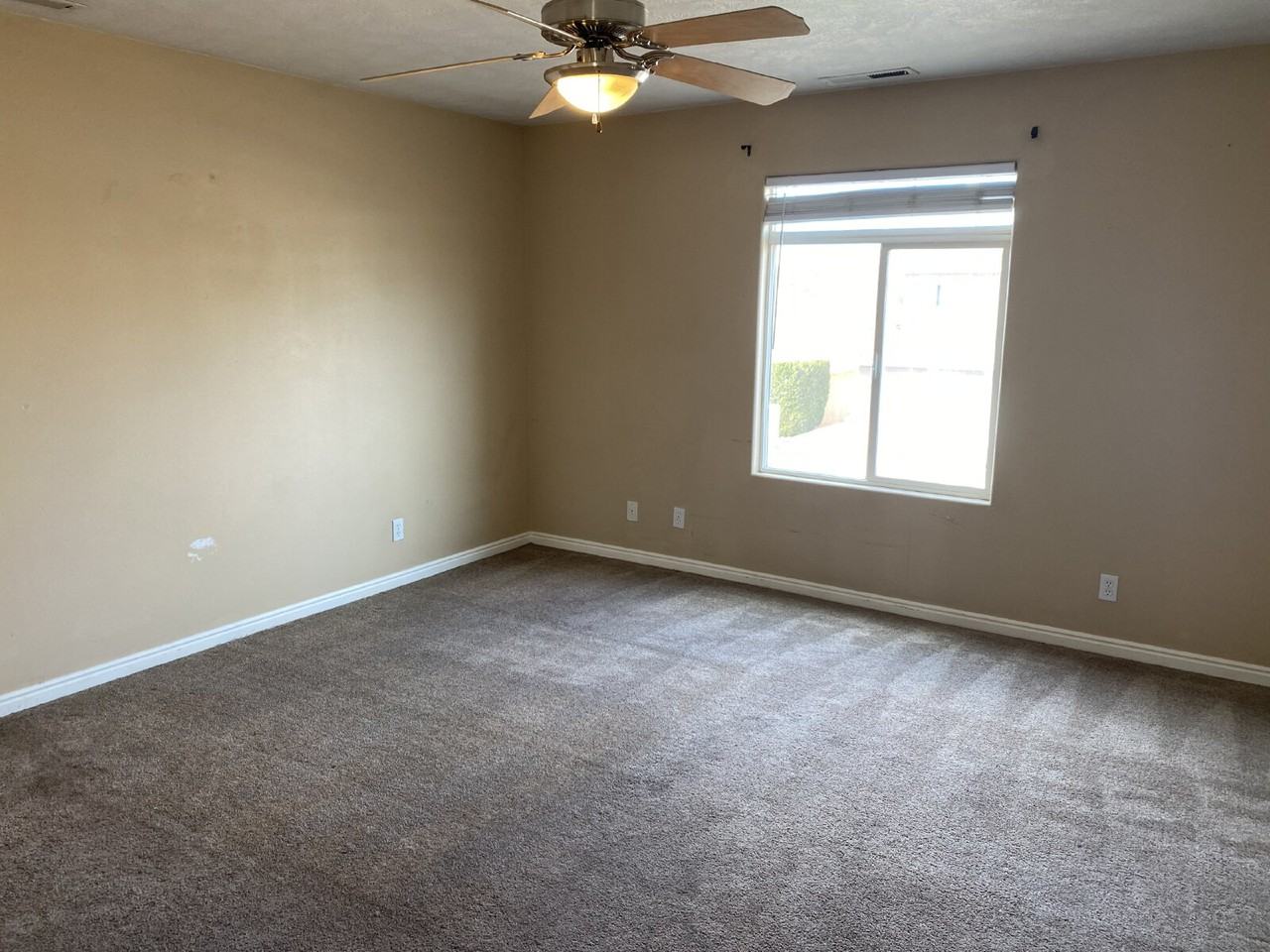 2930 E 450 N Unit F30 - Photo 7 of 14