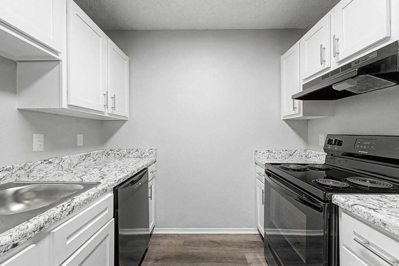 4378 W Thrasher Dr - Photo 7 of 23