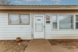 2107 48th St - Photo 1 of 1