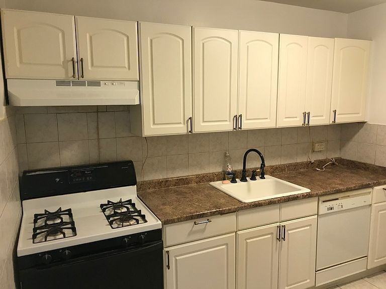 1144 Lydig Ave - Photo 4 of 7