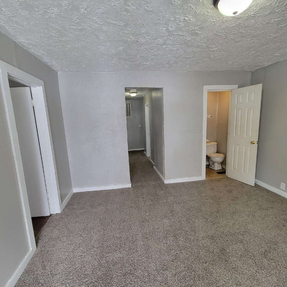 3354 Hovey St - Photo 7 of 7