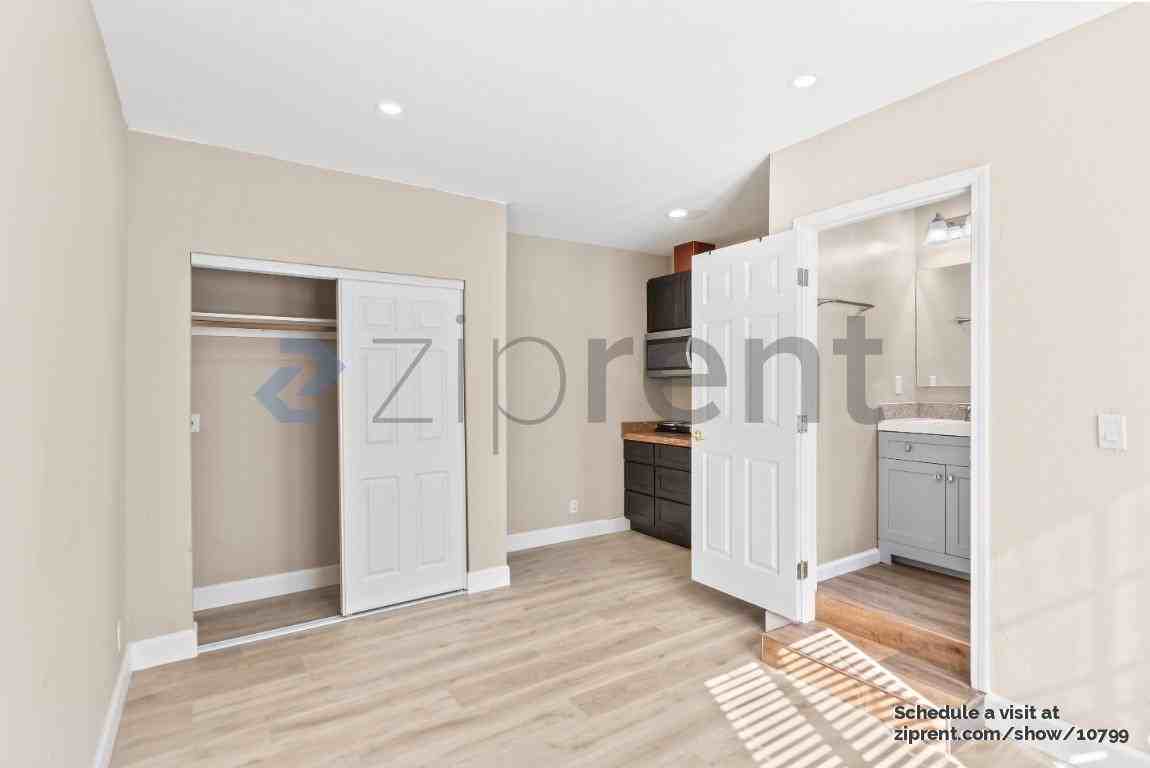 1729 Laine Ave #1 - Photo 7 of 12