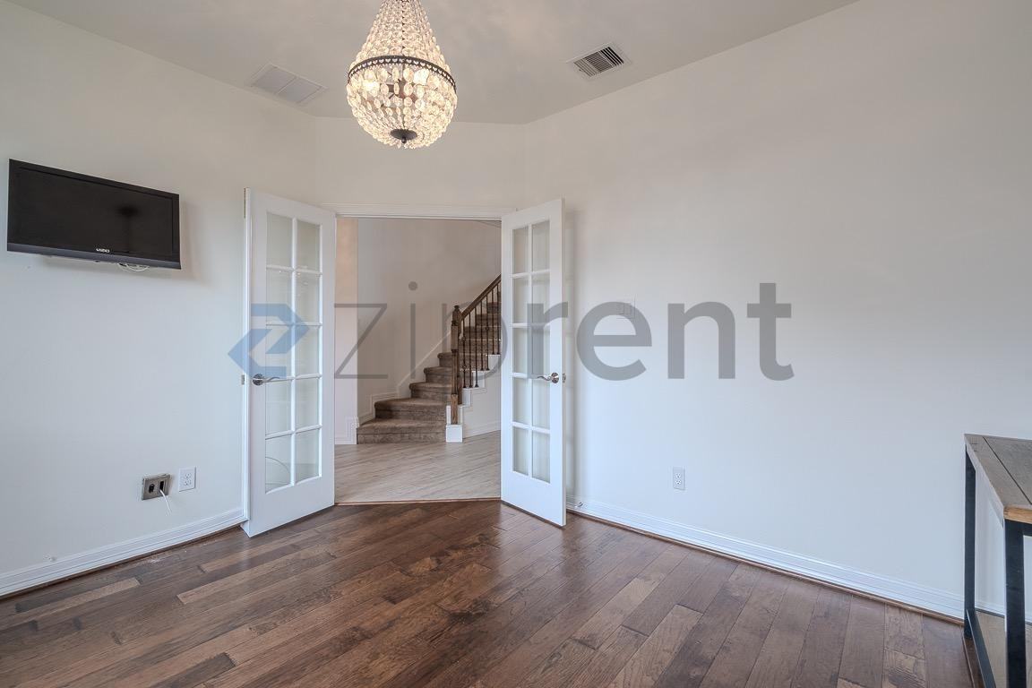 2111 Catamaran Cove Dr - Photo 7 of 41