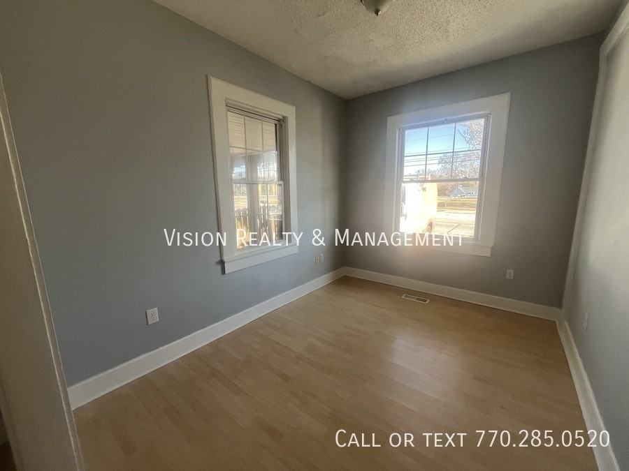 214 Hamilton Ave #A - Photo 5 of 20