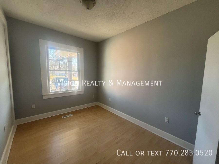 214 Hamilton Ave #A - Photo 6 of 20