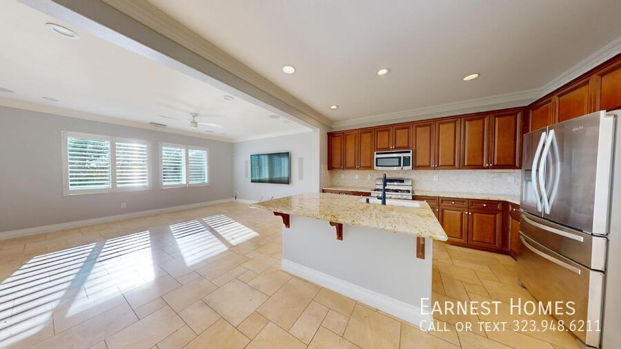 19320 Carranza Ln - Photo 7 of 50