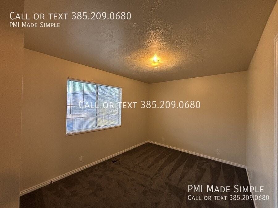 1737 W 800 N - Photo 4 of 11