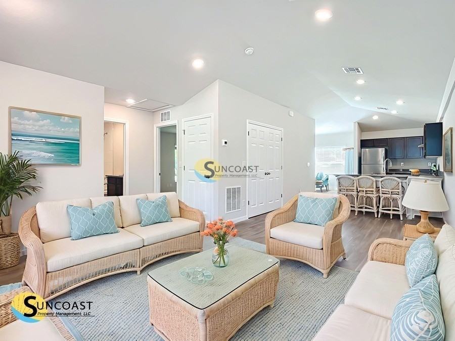 27074 Adams St - Photo 2 of 16