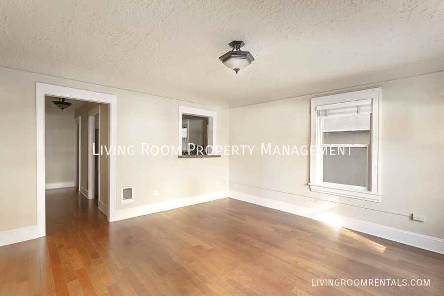 2076 Nw Johnson St #104 - Photo 5 of 14