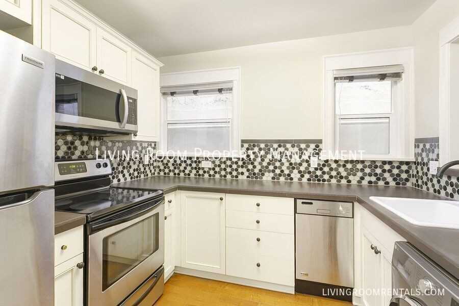 2076 Nw Johnson St #104 - Photo 6 of 14