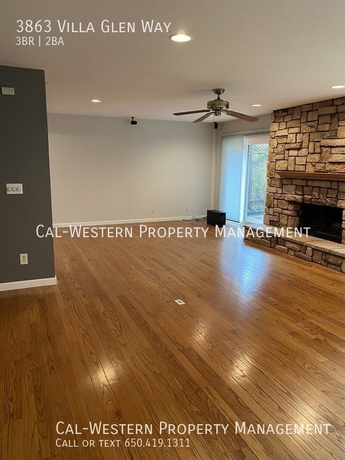 3863 Villa Glen Way - Photo 2 of 13