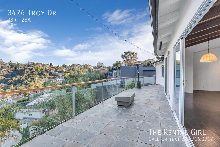 3476 Troy Dr - Photo 2 of 40