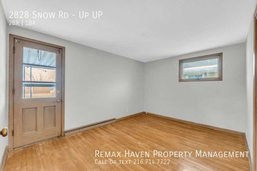 2828 Snow Rd #UPUP - Photo 3 of 21