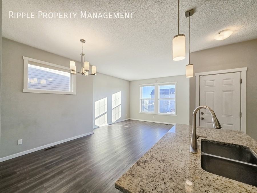 199 Cornerbrook Gate Ne - Photo 5 of 25