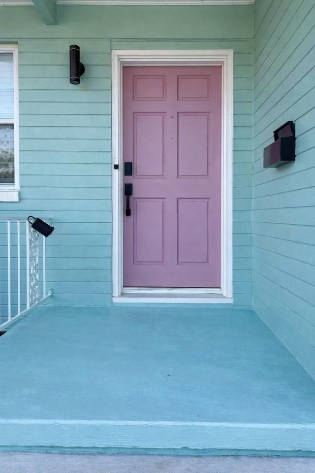 6910 Corkwood Rd - Photo 2 of 12