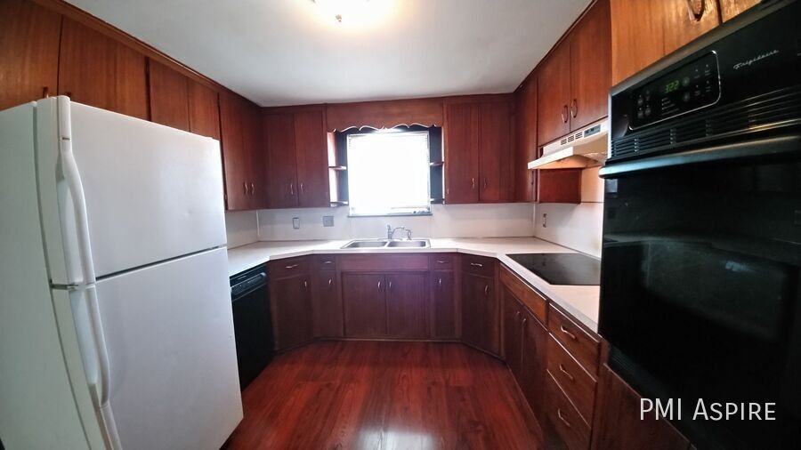 1253 Vivian St - Photo 6 of 18