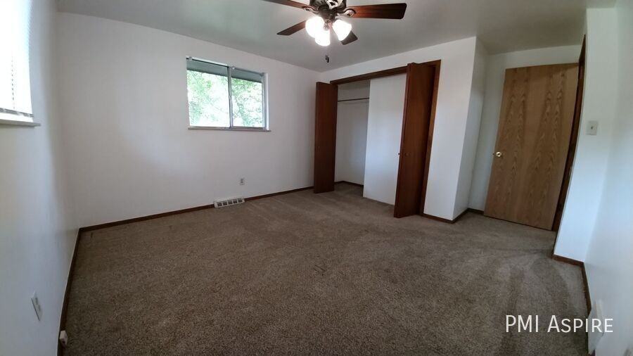 318 Mountain View Ave - Photo 4 of 11