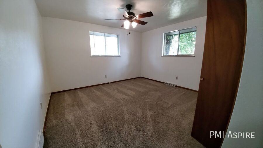 318 Mountain View Ave - Photo 5 of 11