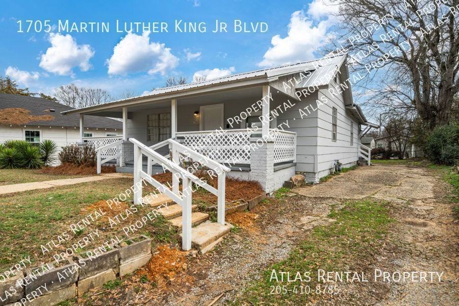 1705 Martin Luther King Jr Blvd - Photo 3 of 18