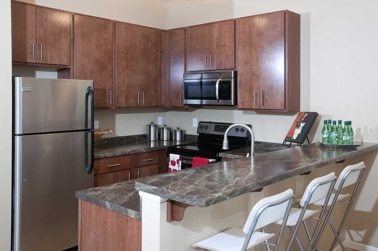 917 Wescott Sq #917 - Photo 2 of 28