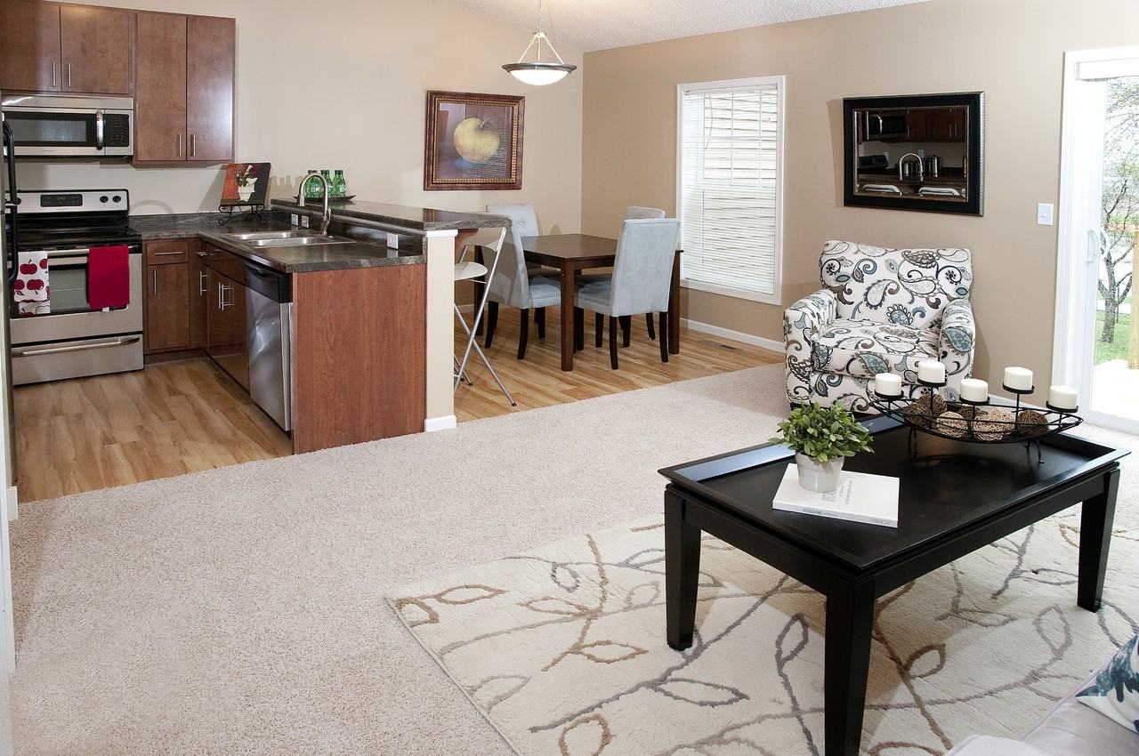 917 Wescott Sq #917 - Photo 5 of 28