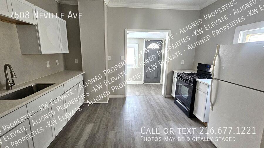 7508 Neville Ave - Photo 6 of 23