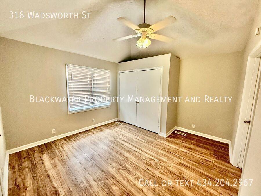 318 Wadsworth St - Photo 7 of 8