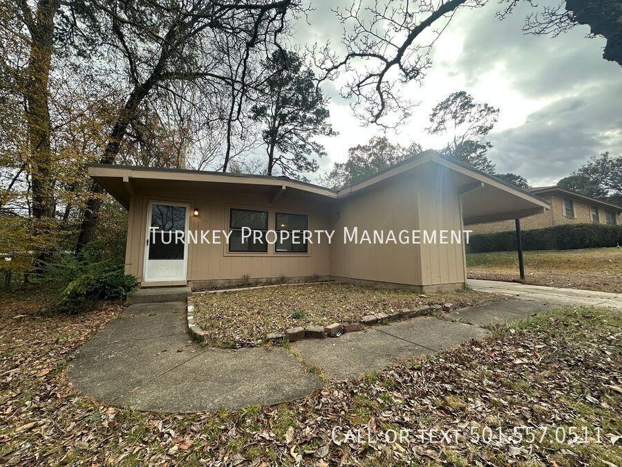 17 Belmar Dr - Photo 2 of 13