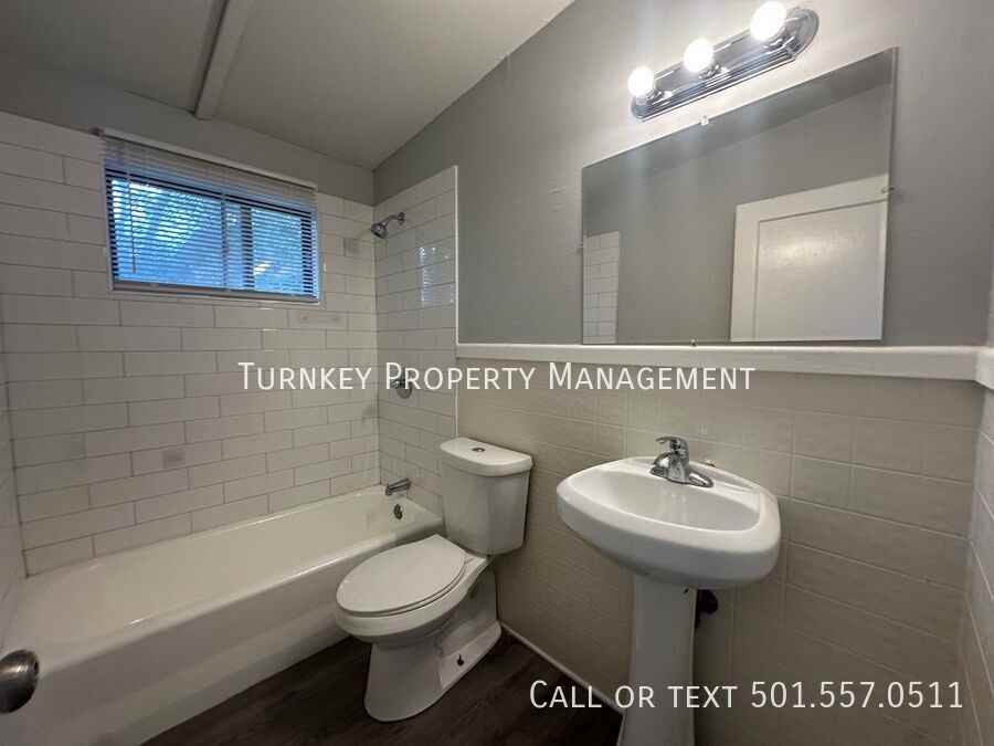 17 Belmar Dr - Photo 7 of 13