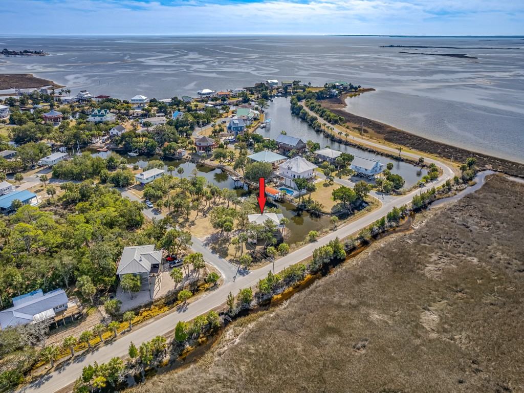 4 Oyster Bay Dr #0 - Photo 3 of 20