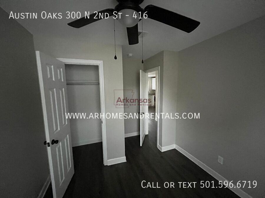 Austin Oaks 300 N 2nd St #416 - Photo 7 of 8