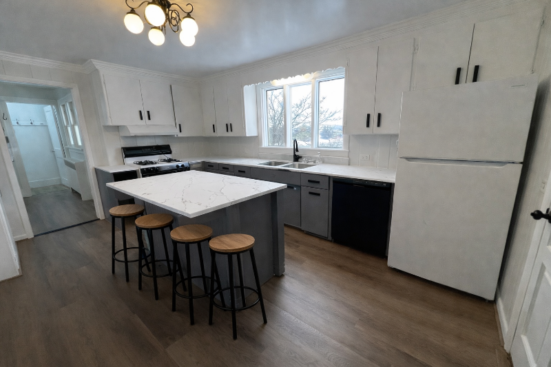 1128 Ridge Rd - Photo 3 of 48