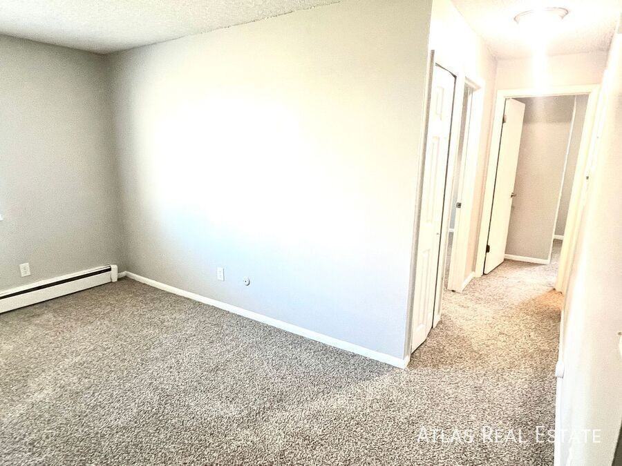 405 Saint Vrain Pl #201 - Photo 4 of 14