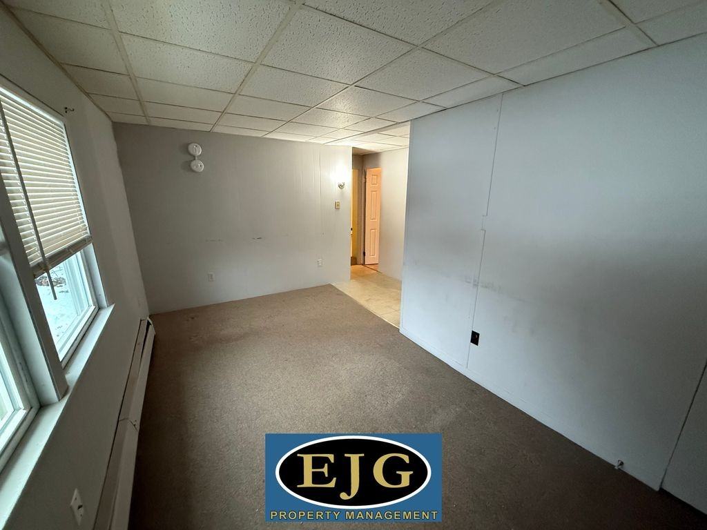 133 Valley St #2 - Photo 7 of 42