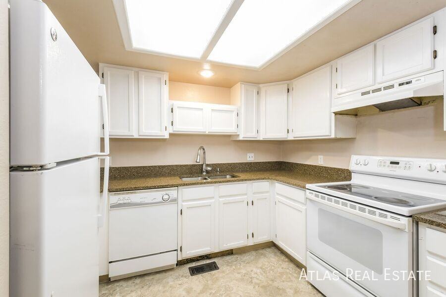 14255 E Montana Cir #A - Photo 3 of 12